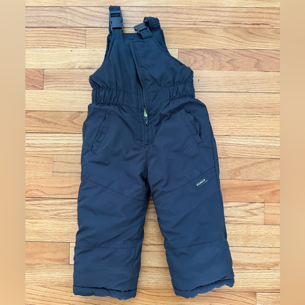 Front zip suspender snow suit